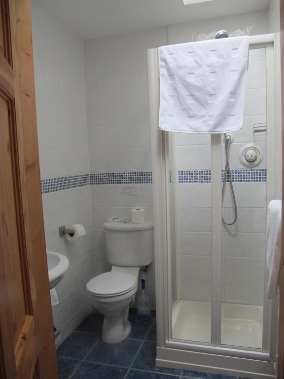 Riversdale House Accommodation Laragh Δωμάτιο φωτογραφία